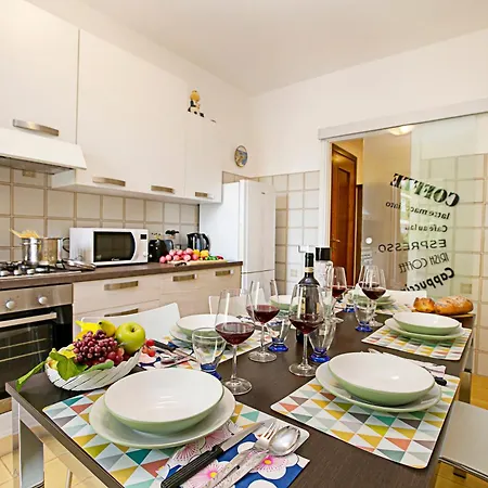 For - Happy Apartment Verona